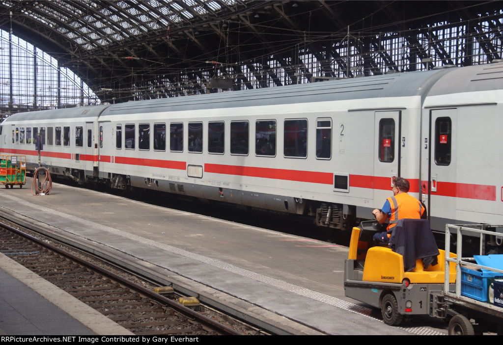 DB IC 80-91-308-5 Train - Deutsche Bahn